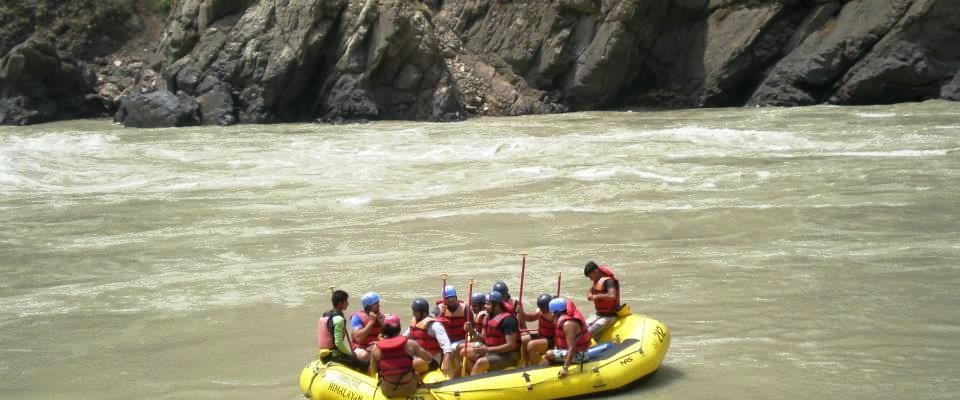 White Water Rafting in Himachal Pradesh