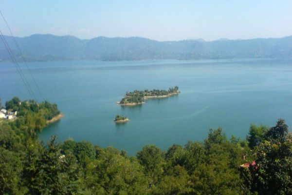 Gobind Sagar Lake