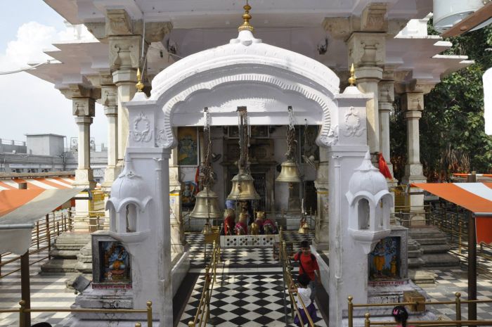 Gateway of Brijeshwari Devi temple Kangra